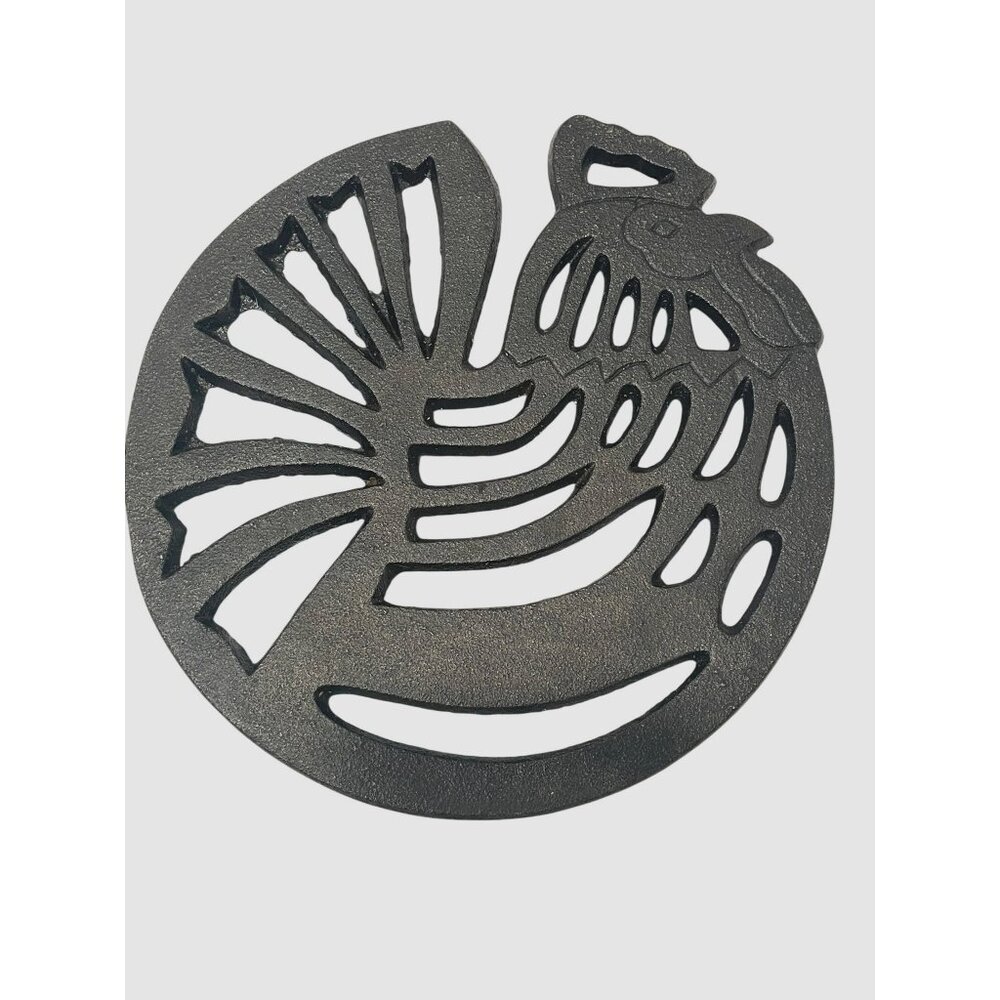 Old Mountain Cast Iron Rooster Trivet Round Design 8 Inches Durable & Versatile